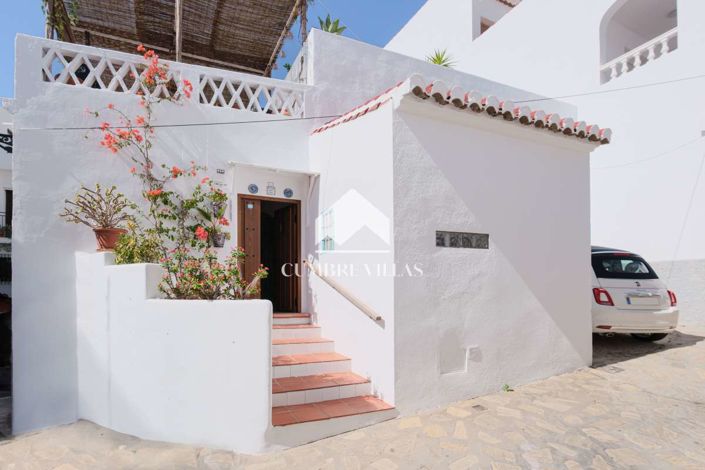 Image No.9-3 Bed Townhouse for sale