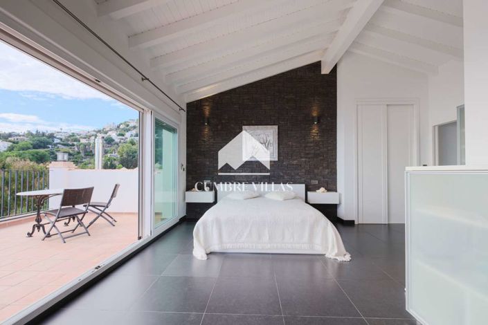 Image No.29-4 Bed Villa for sale