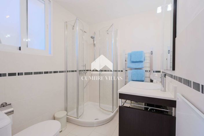 Image No.59-4 Bed Villa for sale