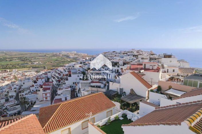 Image No.49-2 Bed Townhouse for sale