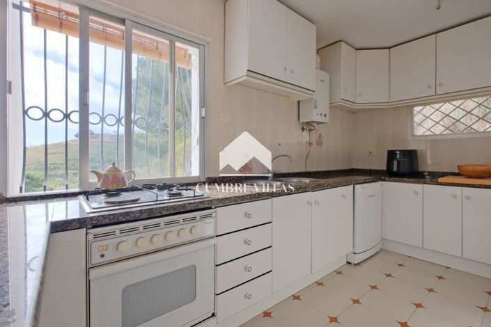 Image No.17-3 Bed Villa for sale