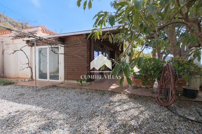 Image No.101-6 Bed Country House for sale