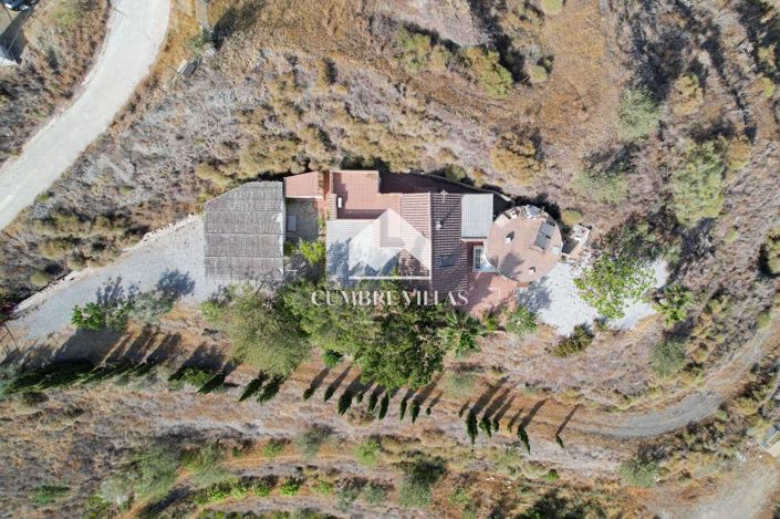 Image No.105-6 Bed Country House for sale