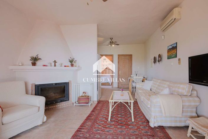 Image No.111-6 Bed Country House for sale