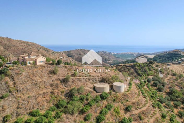 Image No.123-6 Bed Country House for sale