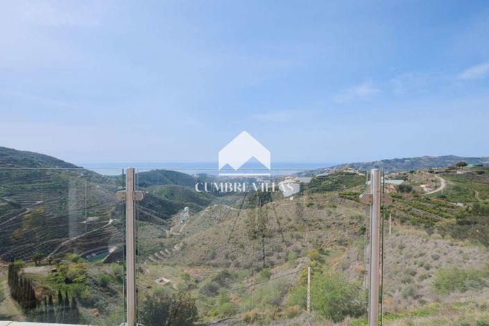 Image No.27-6 Bed Country House for sale