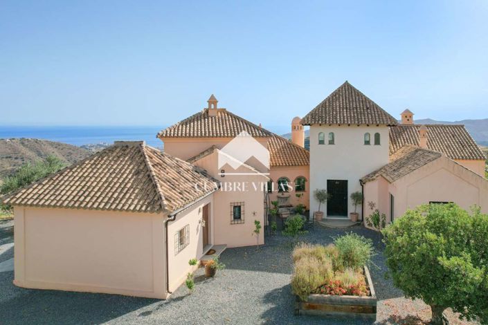 Image No.6-6 Bed Country House for sale