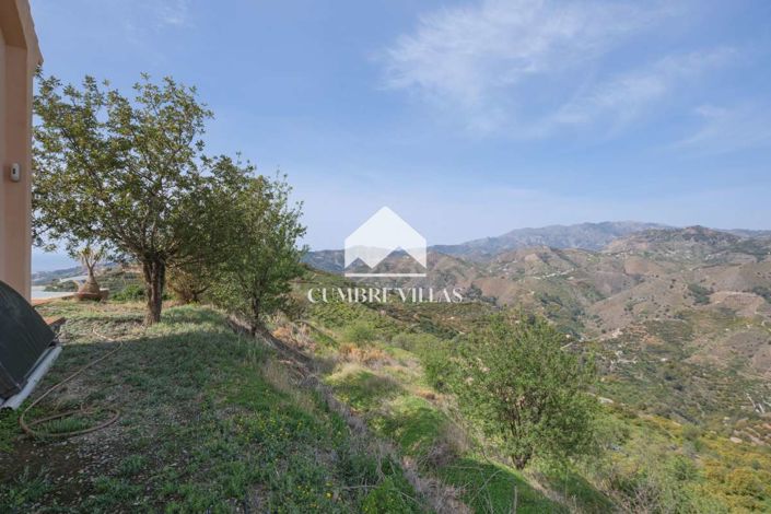 Image No.67-6 Bed Country House for sale