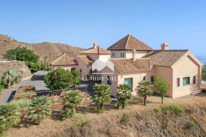 Image No.75-6 Bed Country House for sale