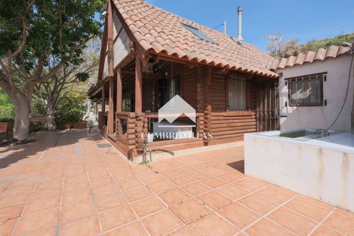 Image No.81-6 Bed Country House for sale