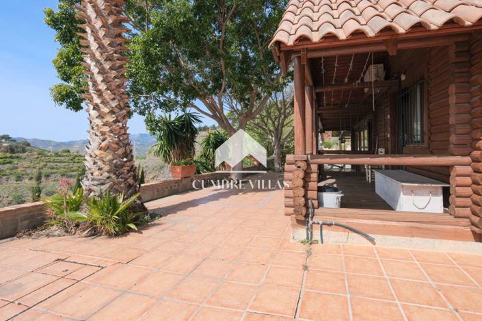 Image No.82-6 Bed Country House for sale