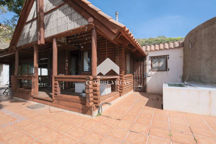 Image No.96-6 Bed Country House for sale