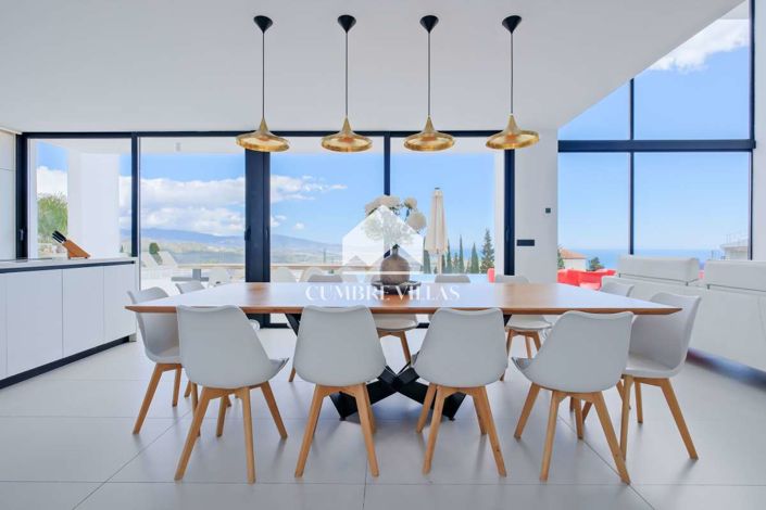 Image No.13-6 Bed Villa for sale