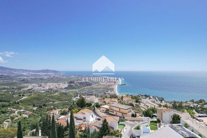 Image No.2-6 Bed Villa for sale