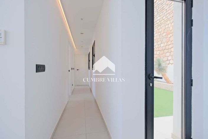 Image No.23-6 Bed Villa for sale