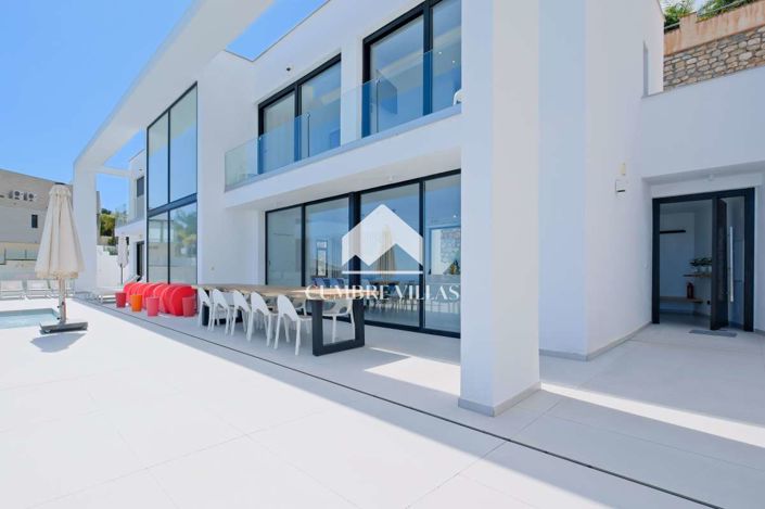 Image No.58-6 Bed Villa for sale