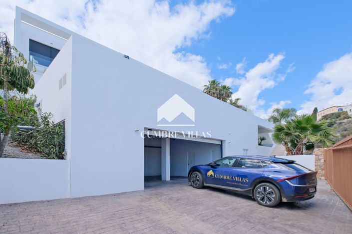 Image No.70-6 Bed Villa for sale