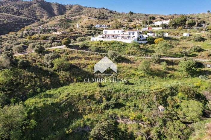 Image No.103-5 Bed Country House for sale