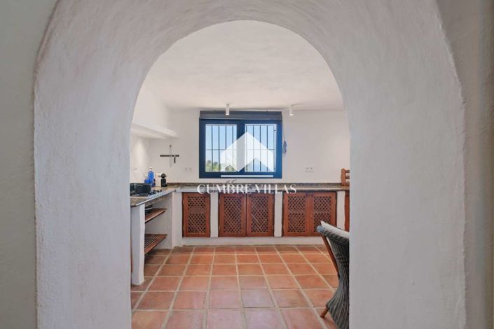 Image No.73-5 Bed Country House for sale