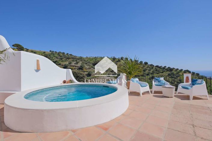 Image No.81-5 Bed Country House for sale