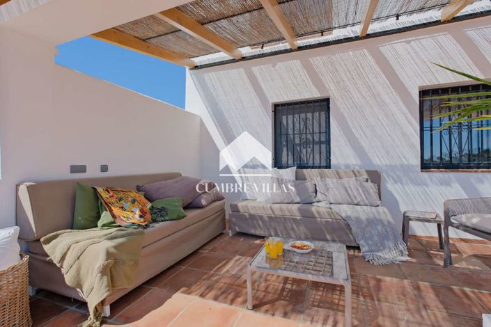 Image No.85-5 Bed Country House for sale