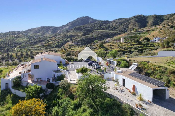 Image No.96-5 Bed Country House for sale