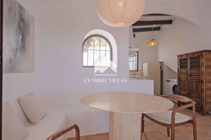 Image No.21-2 Bed Villa for sale