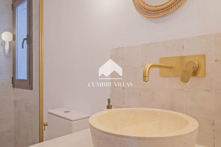 Image No.30-2 Bed Villa for sale