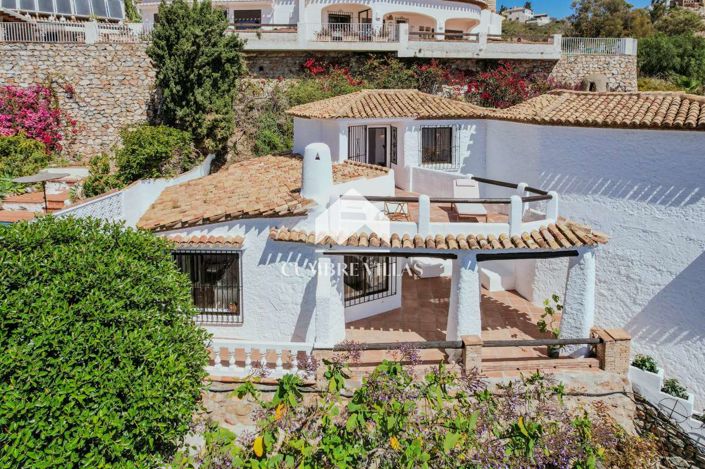 Image No.4-2 Bed Villa for sale