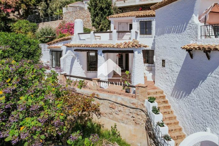 Image No.5-2 Bed Villa for sale