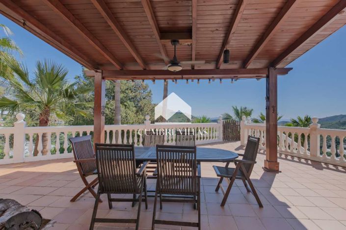 Image No.16-5 Bed Country House for sale