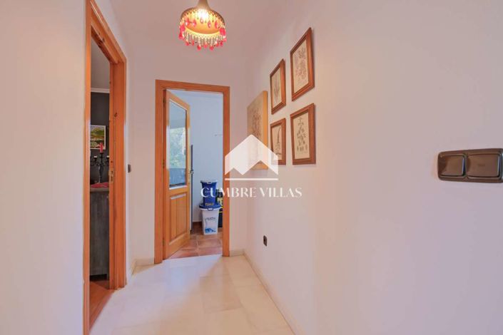 Image No.21-5 Bed Country House for sale