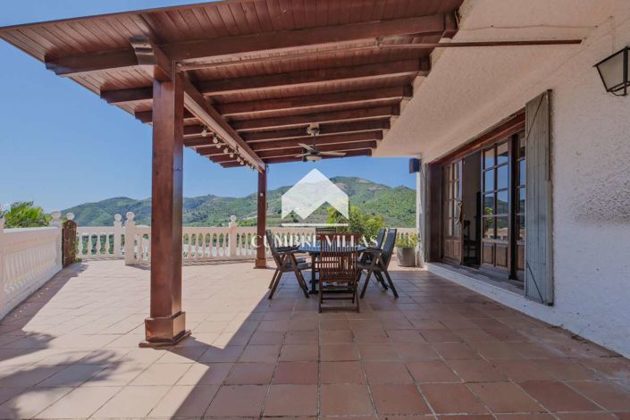 Image No.41-5 Bed Country House for sale