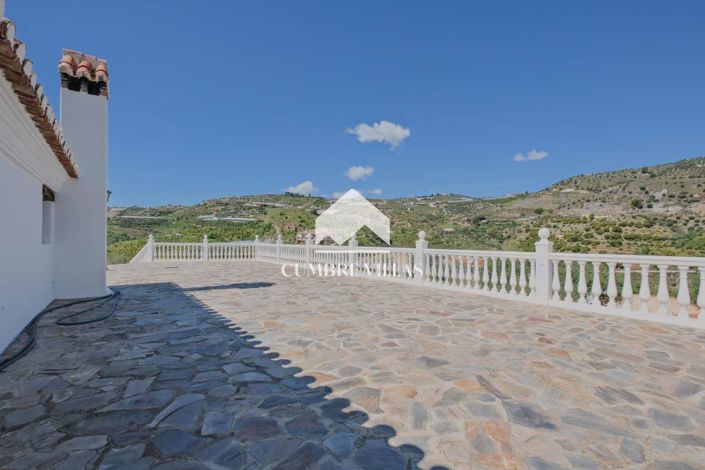 Image No.48-5 Bed Country House for sale