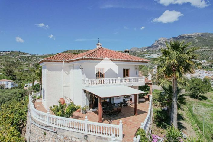 Image No.6-5 Bed Country House for sale