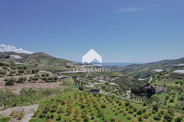 Image No.63-5 Bed Country House for sale