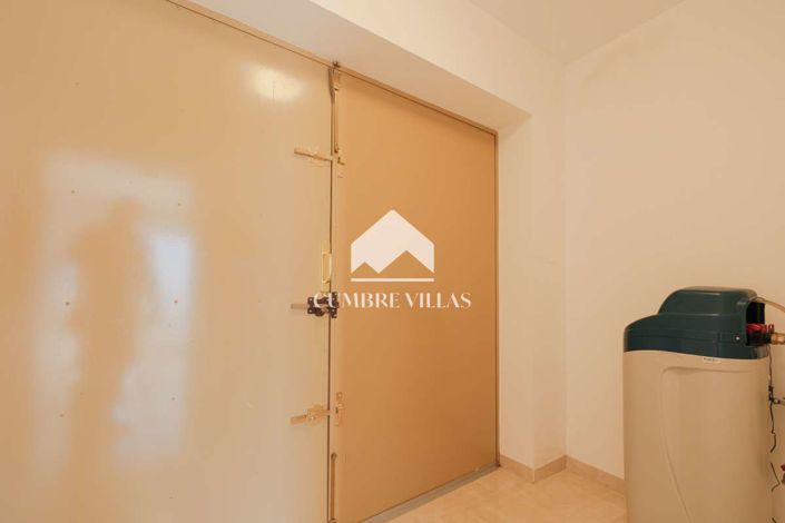 Image No.56-4 Bed Villa for sale