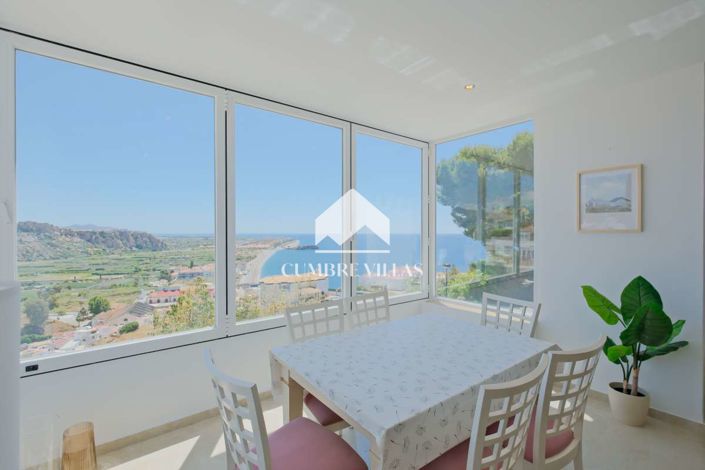 Image No.14-4 Bed Villa for sale