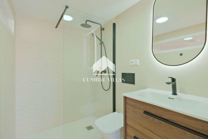 Image No.54-4 Bed Villa for sale