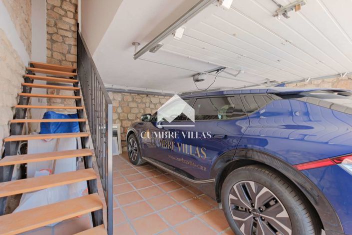 Image No.59-4 Bed Villa for sale