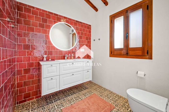 Image No.27-5 Bed Villa for sale