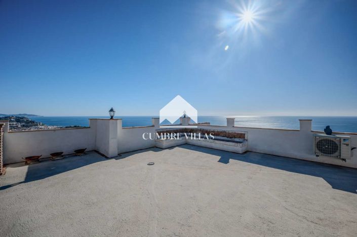 Image No.39-5 Bed Villa for sale