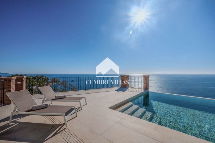 Image No.48-5 Bed Villa for sale