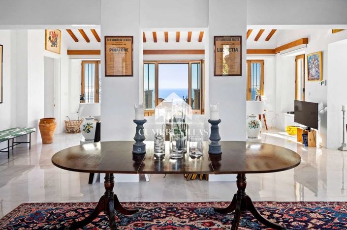 Image No.6-5 Bed Villa for sale