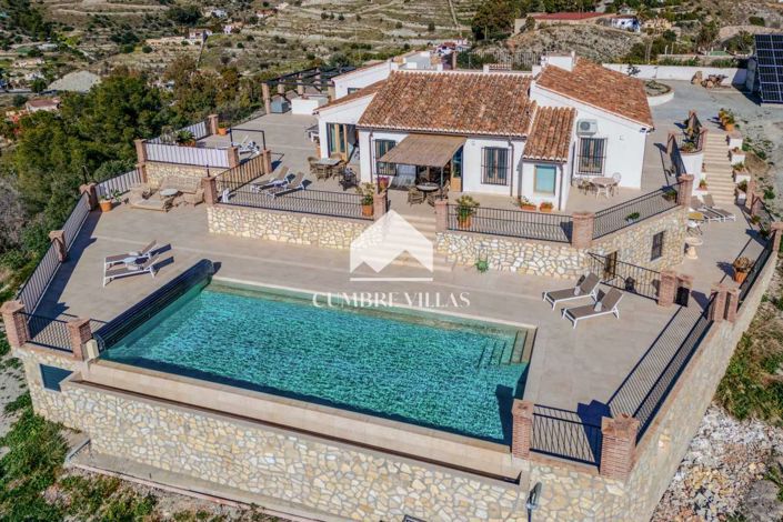 Image No.64-5 Bed Villa for sale