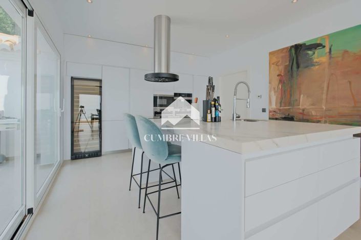 Image No.15-2 Bed Villa for sale