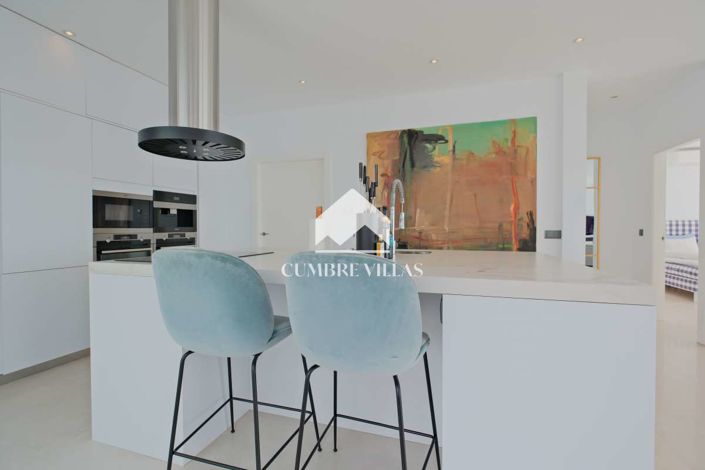 Image No.18-2 Bed Villa for sale