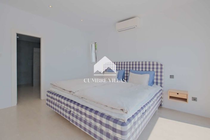 Image No.23-2 Bed Villa for sale