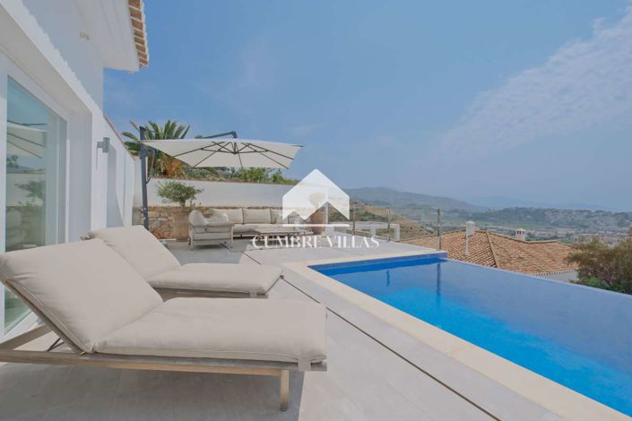 Image No.3-2 Bed Villa for sale