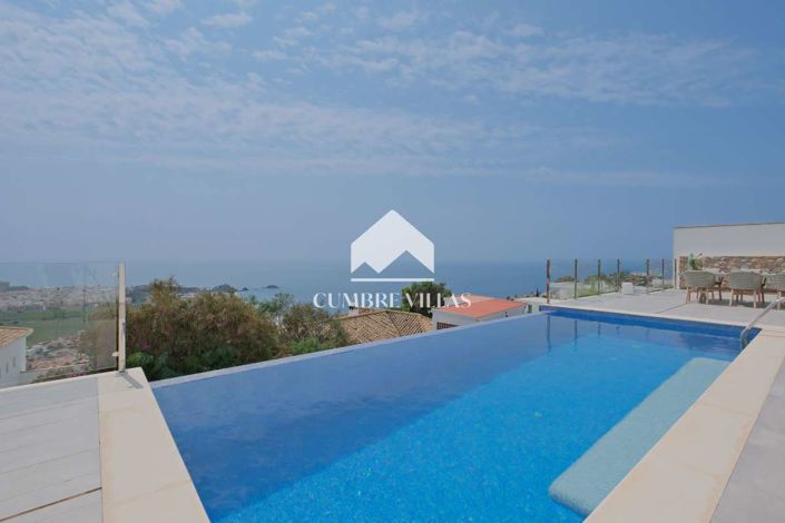 Image No.41-2 Bed Villa for sale